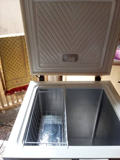 Waves Deep Freezer Single Door For sale