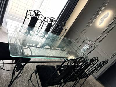 Dinning Table for sale