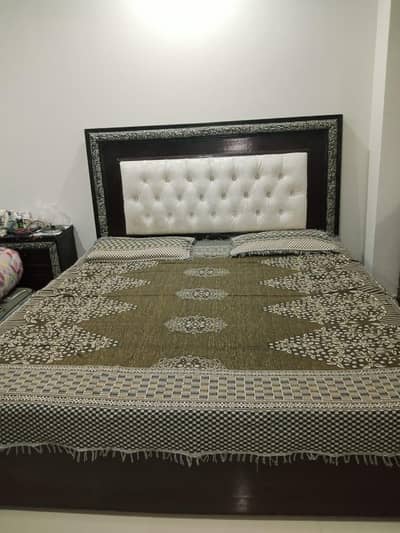 king size bed with dressing table for sale