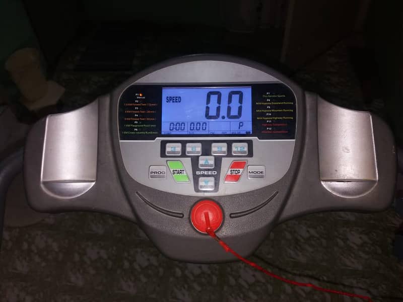 Automatic Slimline Treadmill 1