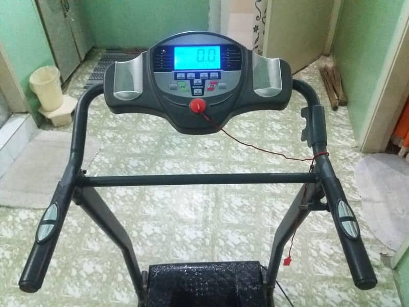 Automatic Slimline Treadmill 2