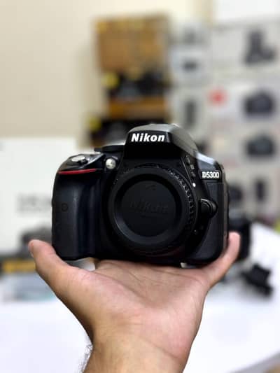 Nkion 5300 dslr camera