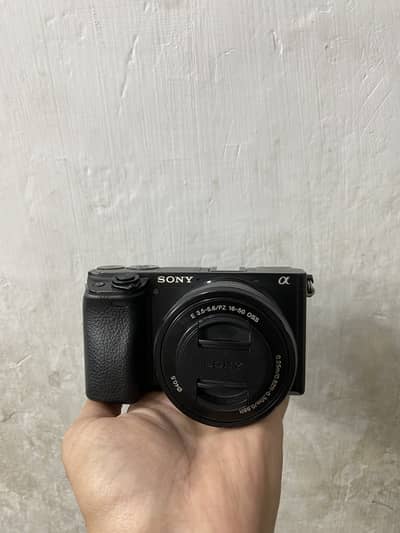Sony a6400 With Kit Lens