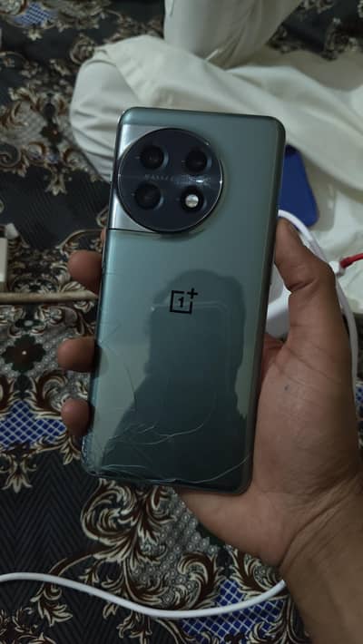 OnePlus 11