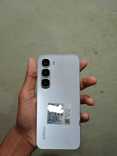 Infinix hot 60 pro 10/9.5 Condition