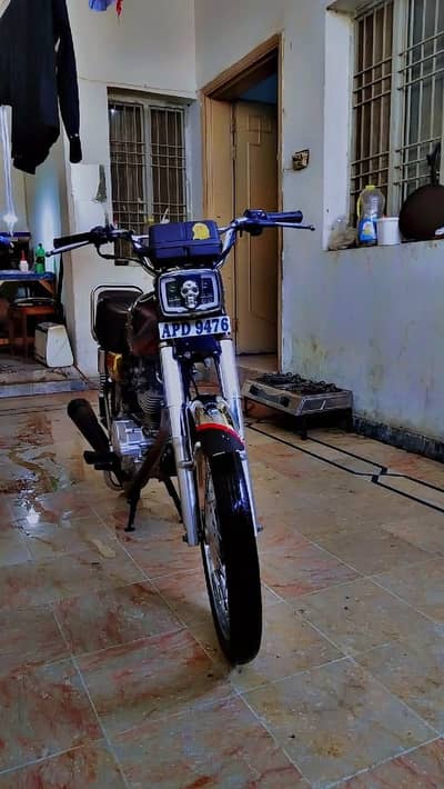 03482884847. no engen open.  Sahlat  god condison     sialkot