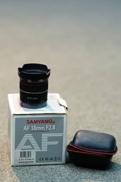 Samyang AF 18mm f/2.8 FE