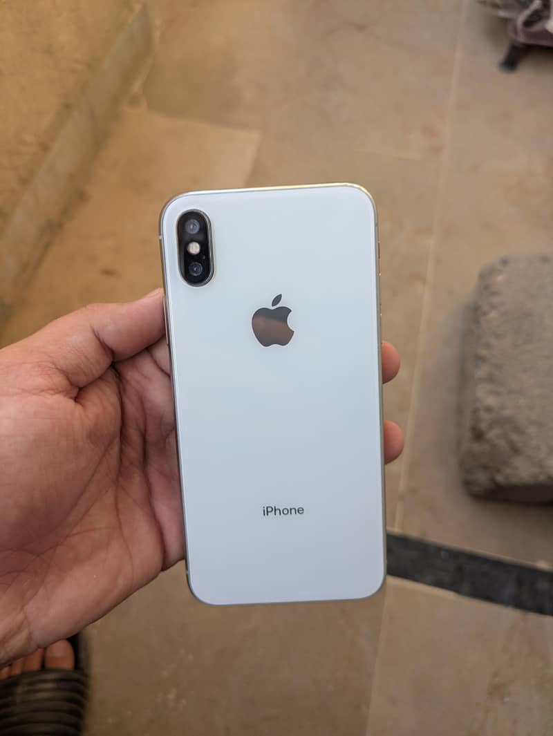 Iphone X 4