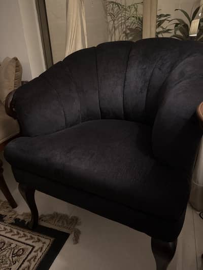 2 Elegant Sofa Chairs