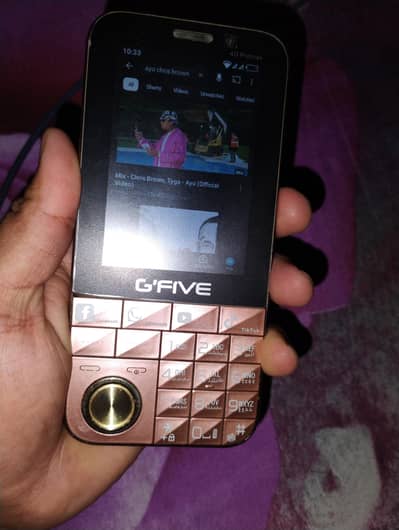 gfive promax 4g  four  day battery back up hotspot