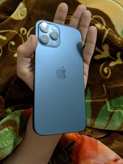 12 pro max 256 gb battery 79 condition 9/10 jv scratch less