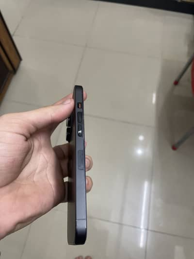 iPhone 14 pro sim working