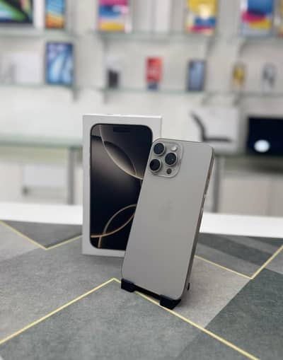 i Phone 8plus, 11,12,13,14,15 pro max on instalment Whatsap 3260768968