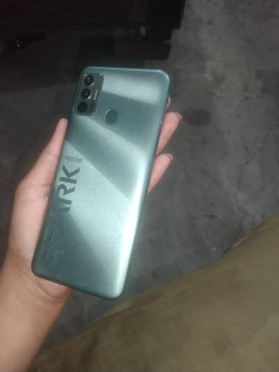 techno spark 7 4gb 64gb only mobile ok 03086892130