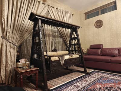 Chinioti Swing in new condition