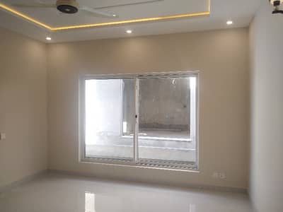 House Of 5 Marla Available In Bahria Town Phase 8