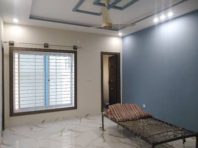 A House Of 10 Marla In Rs. 38000000