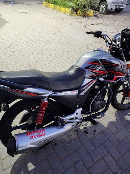 honda cb 150f all ok 10/10 condition 7
