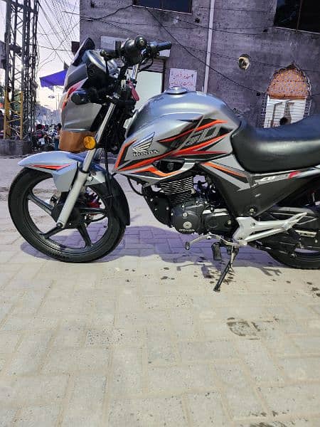 honda cb 150f all ok 10/10 condition 11