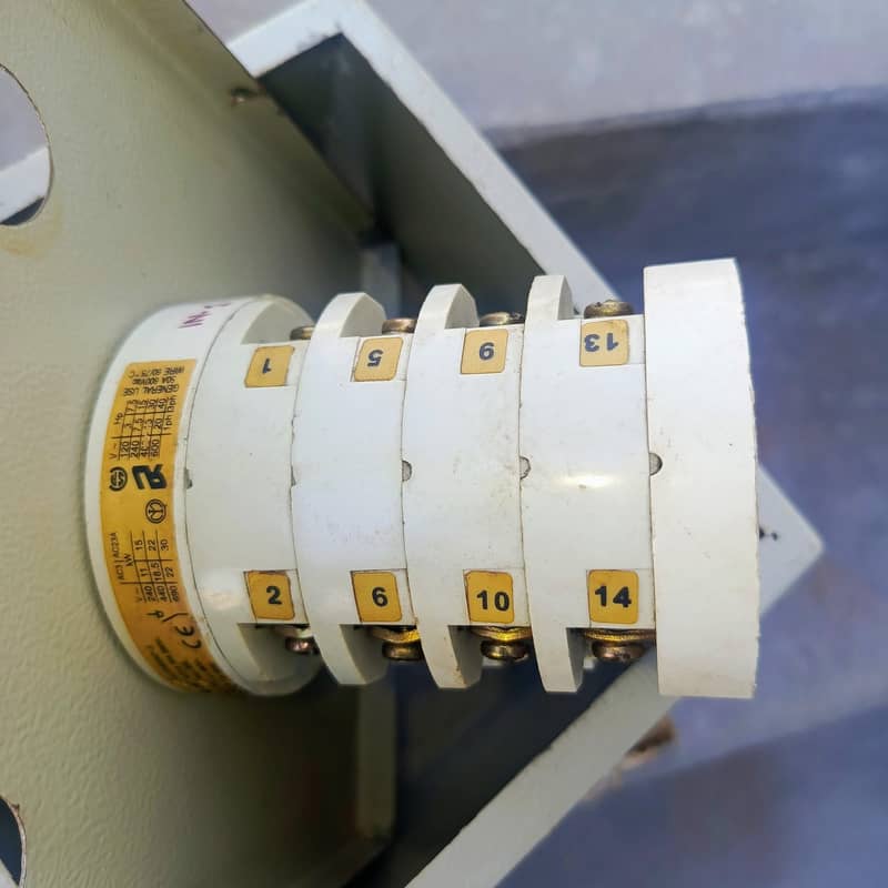 Change Over Switch 3