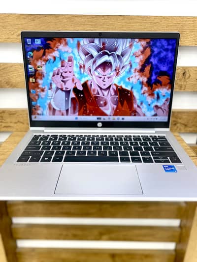 HP ProBook 630 G8 - Core i5.11 th Gen  . 8 Gb Ram :256 SSD NVME