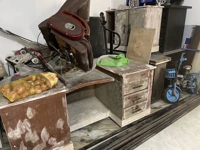 Used office executives tables