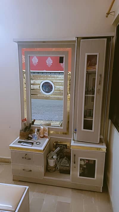 stylish Mughal bedroom set for sell luxury room set sell