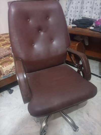 Comfortable Executive Office Chair for Sale ,