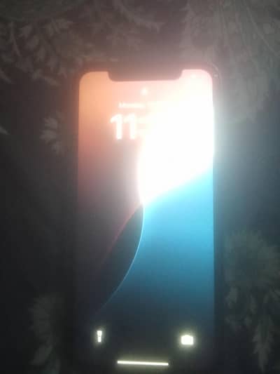 I phone XR 128 into 13 pro