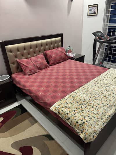 Full bed set with side tables and dresser