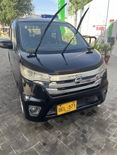 Nissan dayz highway star 2013 model