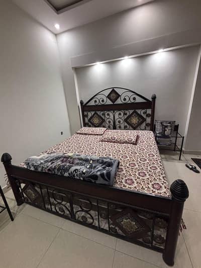 Iron Bed Set