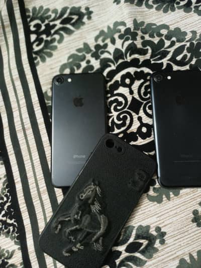 iPhone 7 – 128GB (Black )