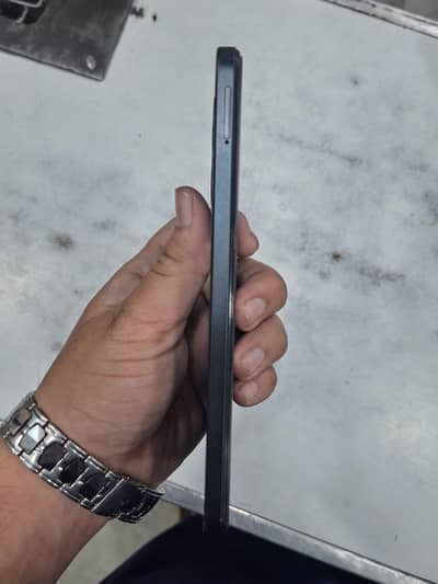 redmi note 12 8/128 120Hertz super amoled display