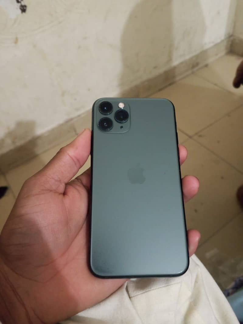 iPhone 11 Pro 2