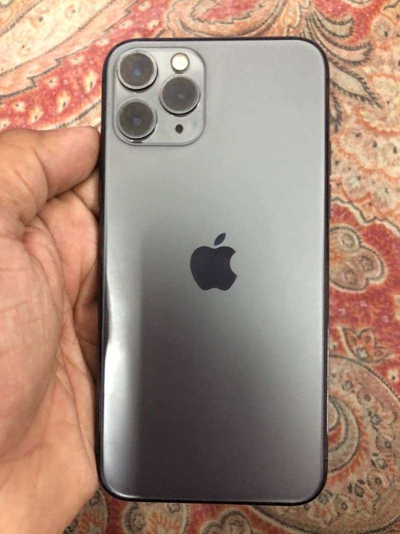 iPhone 11 Pro 1