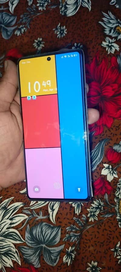 ok phone with box no charger 03120585323