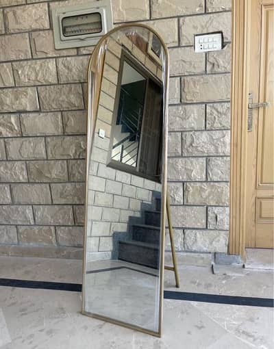 New standing mirror