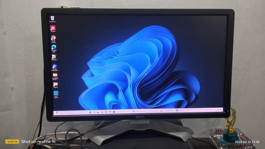 dell 23" LCD with original stand