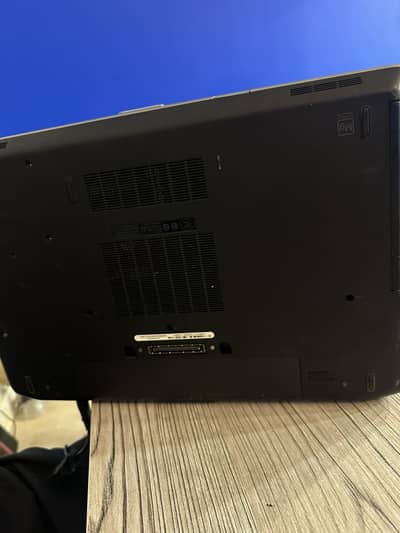 Dell latitude E6520