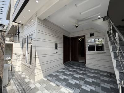 5 Marla Brand New House For Sale