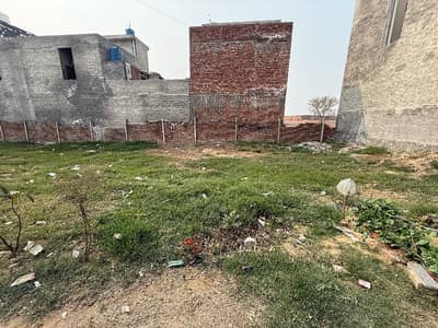 3 Marla Plot For Sale