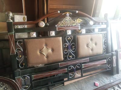 iron bed for sale Gulistan e Joher price 20.000 03058332398