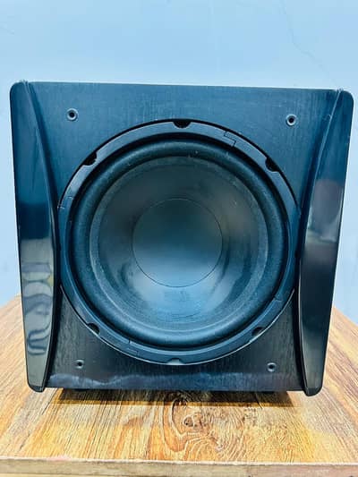 Velodyne Impact 10 Active Subwoofer – Powerful Bass