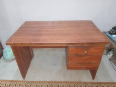 Executive Office Table - Excellent Condition!