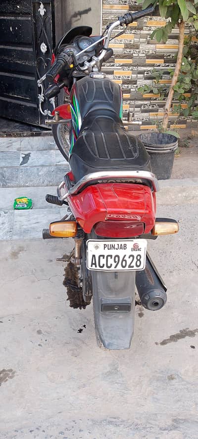 Honda 100 pridoe urgent sale