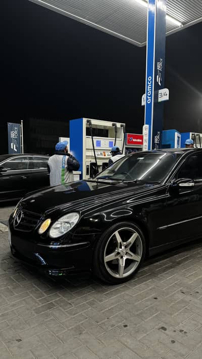 Mercedes Benz E240