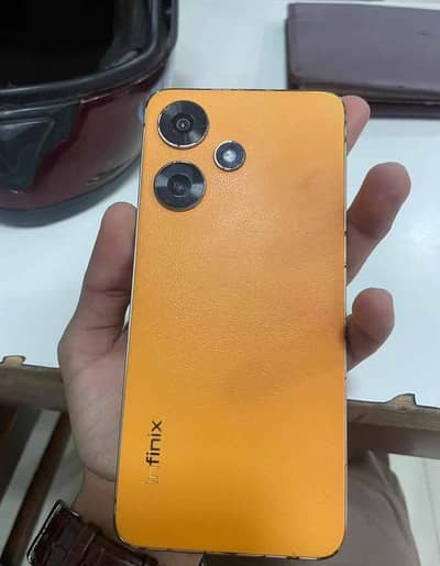 infinix hot 30i 4+4 128 GB only set all okie urgent sale