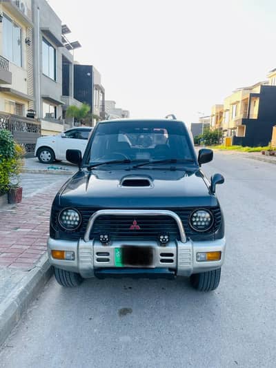 Mini Pajero 1996