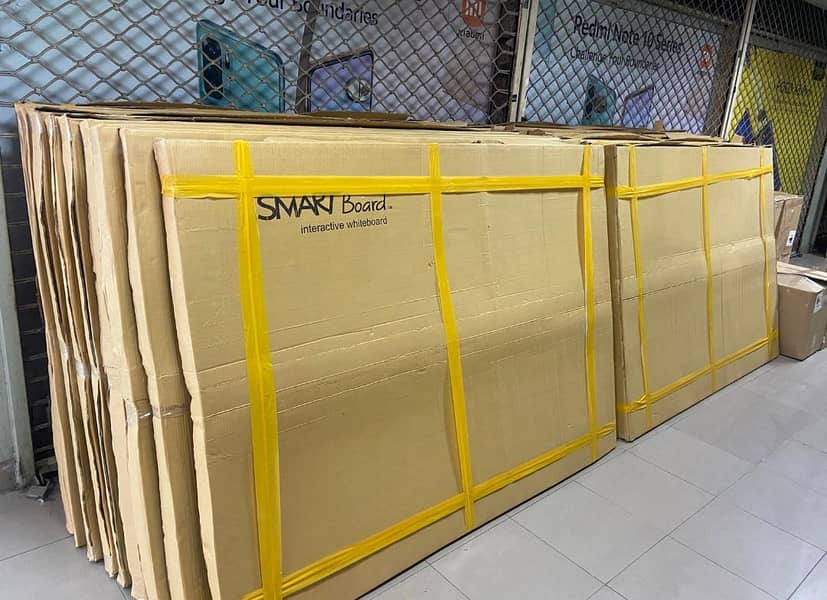 پہلے وزٹ کریں پھر فیصلہ کریں Interactive touch smart Boards 2